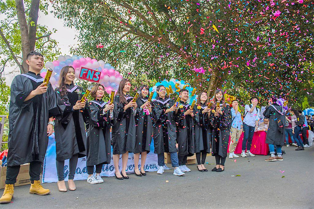 The Graduation Photo-Taking Exercise 2017