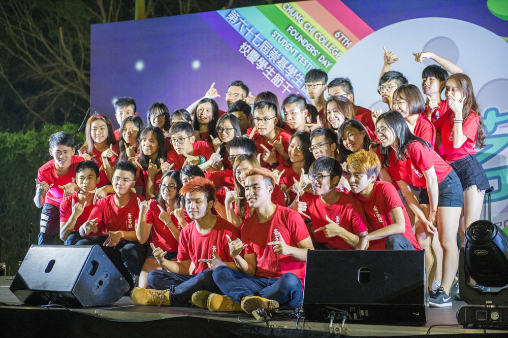 Founders‘ Day Student Festival: Thousand People Feast 
