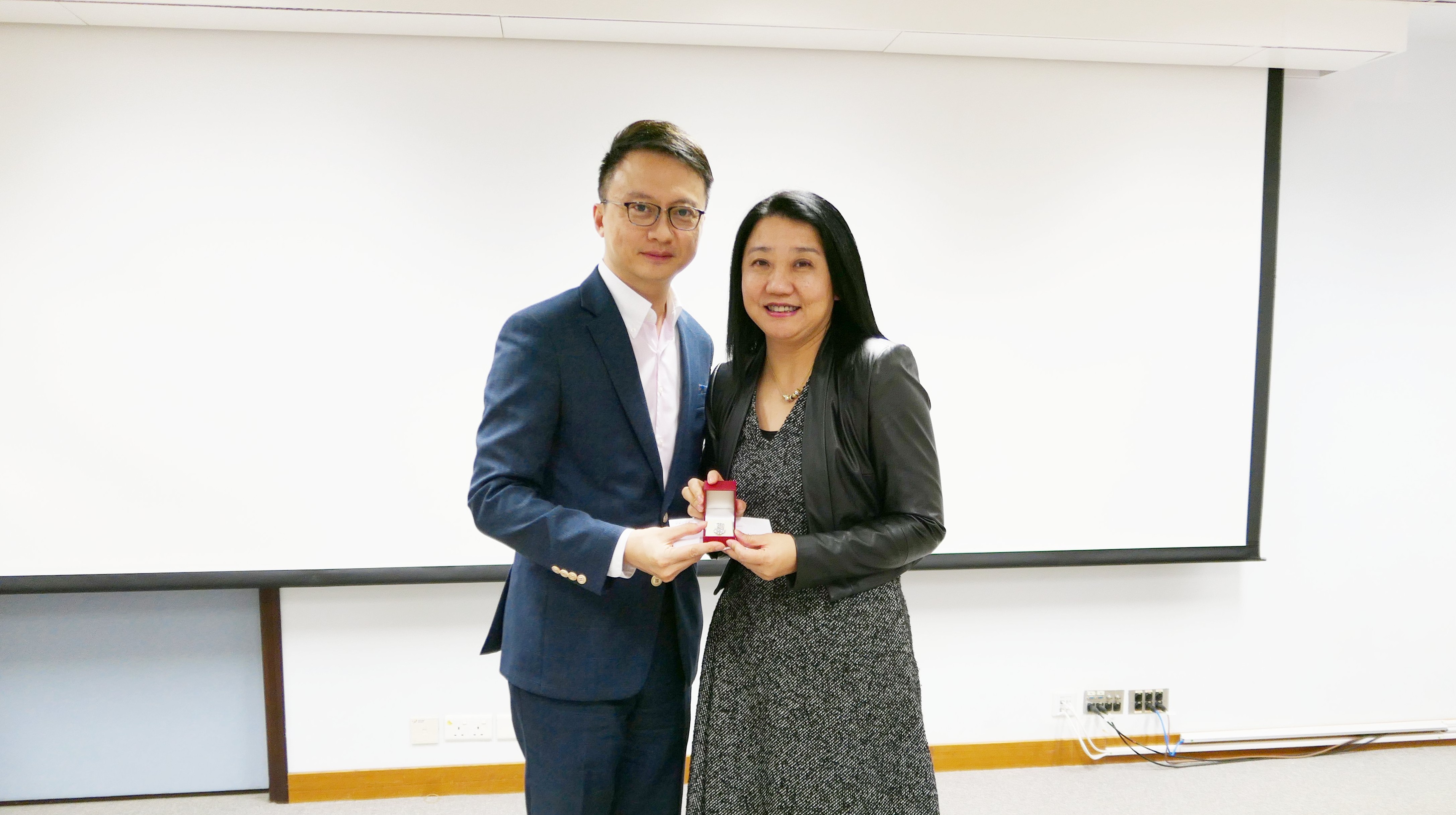 Long Service Award Professor Zuo Zhong