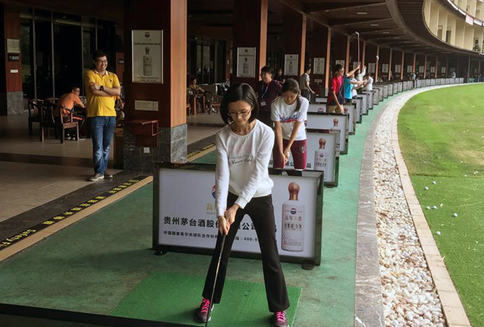 One-day Exchange Programme with Golf Practice 