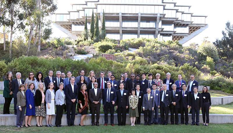 Prof. Fanny Cheung (9th right, front) takes part in the APRU Vice Presidents for Research Meeting.