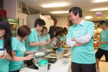 伍宜孙书院举办「惜煮惜食烹饪大赛」，学生以饭堂的剩余食材设计新菜式。
