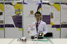 Dr. Ka Chun Lau, Department of Mechanical and Automation Engineering, Faculty of Engineering of CUHK receives the Gold Medal with Congratulations of the Jury on behalf of the Endoscopic Surgical Robot team 