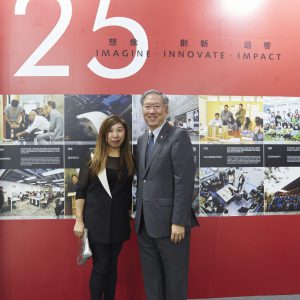 Ms. Grace Leung, General Manager of Times Square, and Prof. Nelson Chen, Director of the School of Architecture.