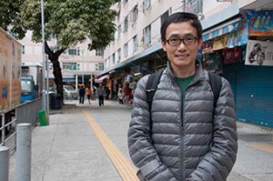 徐子見強調區議會工作可以是一件有趣的事情,感恩有一班 投入社區工作的義工幫忙。(鄭靖而攝)