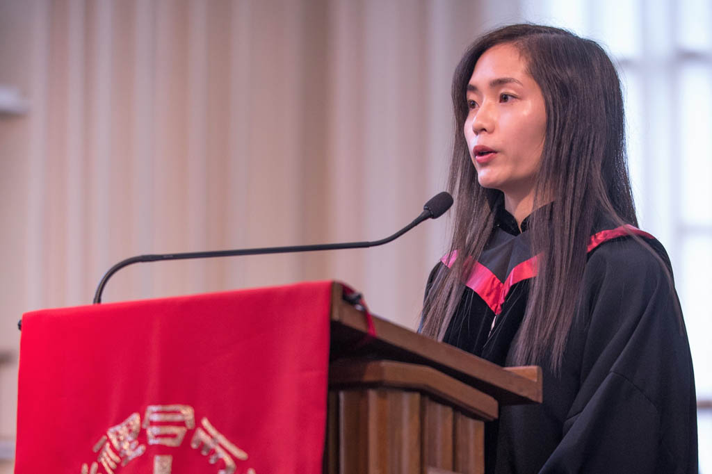 Miss CHUNG Pui Wun, Valedictorian of class 2017 delivers her speech.