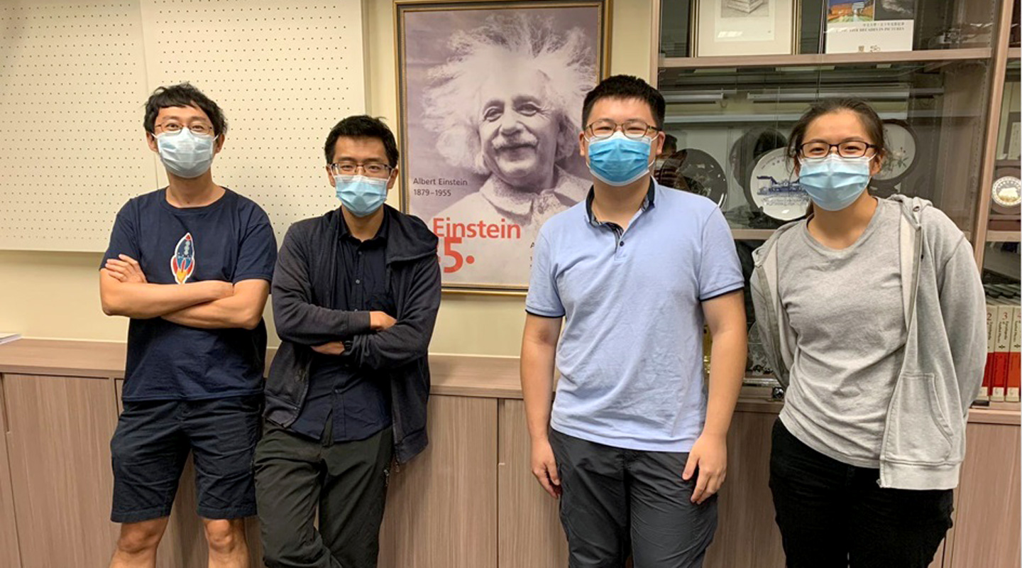 Prof. Yang Sen (1st left) and his team