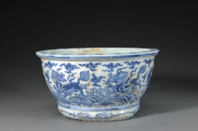 Flower pot with mythical sea creatures in blue and white
Zhengtong to Tianshun, Ming Dynasty(1436-1464)
Unearthed in 2014 from northern foot of the Pearl Hill, Imperial Porcelain Factory site, Jingdezhen
Collection of the Jingdezhen Imperial Ware Museum