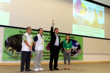 Prof. Joseph Sung, Vice-Chancellor of CUHK (2nd right) officiates at the opening ceremony of iGEM Asia Regional Jamboree.