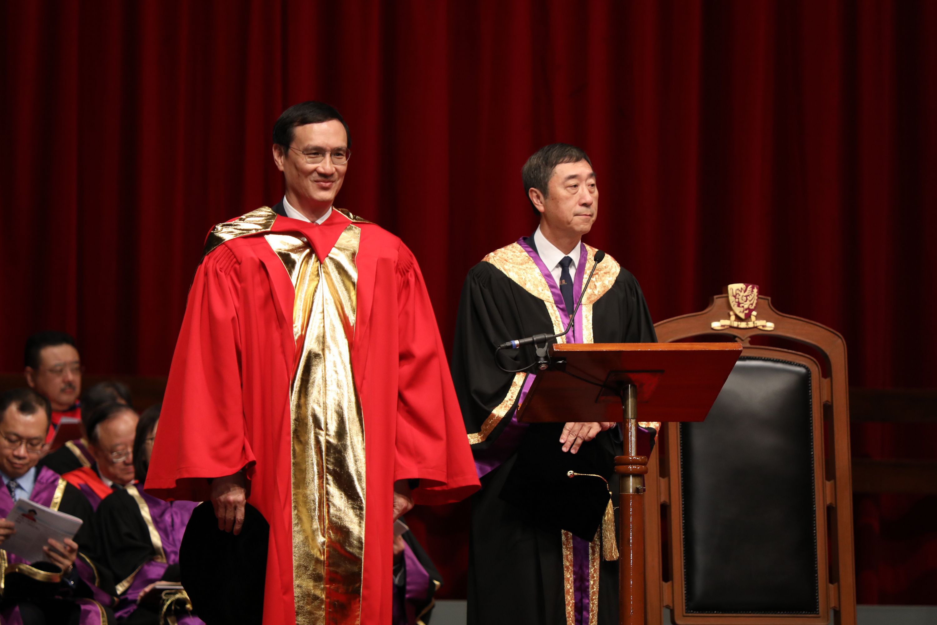 Mr. Chien Lee receives the degree of Doctor of Social Science, honoris causa.