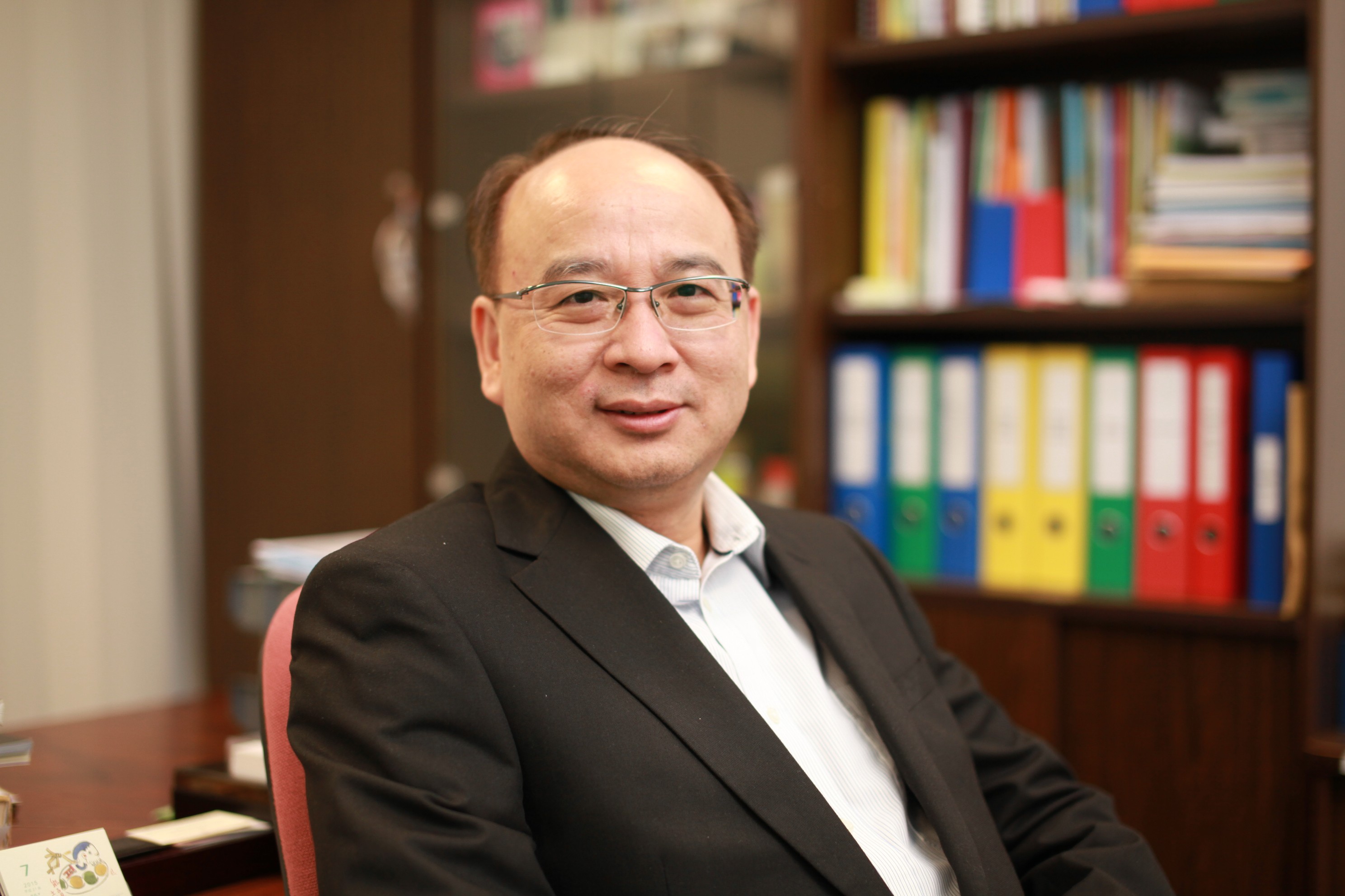 Professor Chan Kwok-hong Raymond