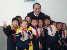 Prof. Wong Po-choi and participating mainland students