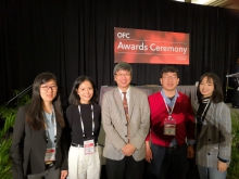 Ms Gao Yun (1st left) receives the “OSA/Corning Women in Optical Communications Scholarships” at the Optical Fiber Communication Conference and Exhibition.