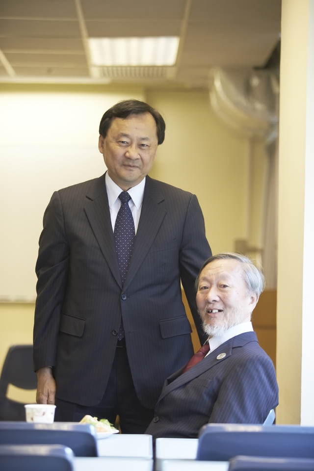 Prof. Charles Kao (right) and Prof. Benjamin Wah, Provost of CUHK.