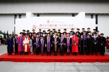 (From 6th right, front row) Prof. Fok Tai-fai and Prof. Michael Hui, Pro-Vice-Chancellors; Prof. Joseph Sung, Vice-Chancellor; Prof. Benjamin Wah, Provost; Prof. Fanny Cheung and Prof. Poon Wai-yin, Pro-Vice-Chancellors; pose for a group photo with Choh-Ming Li Professors, the awardees of University Education Award 2015, Vice-Chancellor’s Exemplary Teaching Award 2014, Young Researcher Award 2014 and Postgraduate Research Output Award 2014.