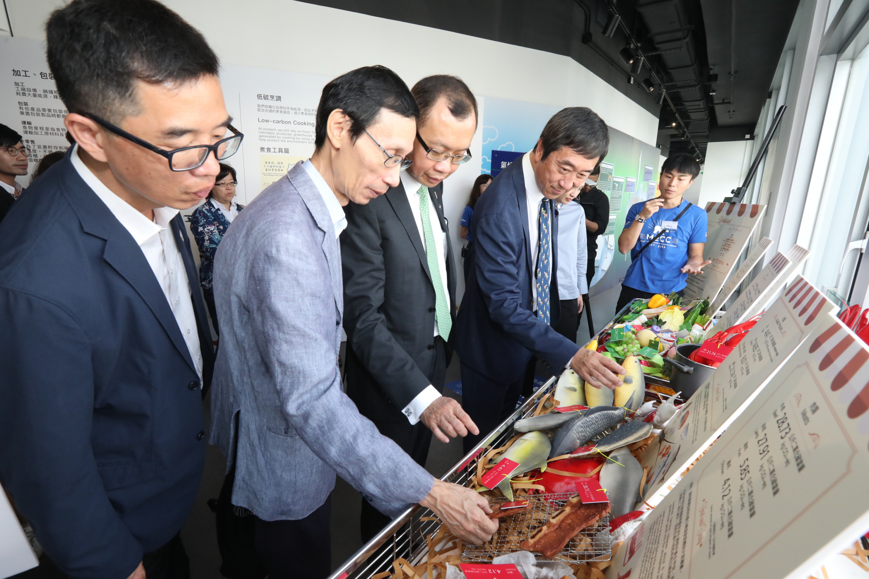 Guided tour of the ‘Eating Greener’ Exhibition.