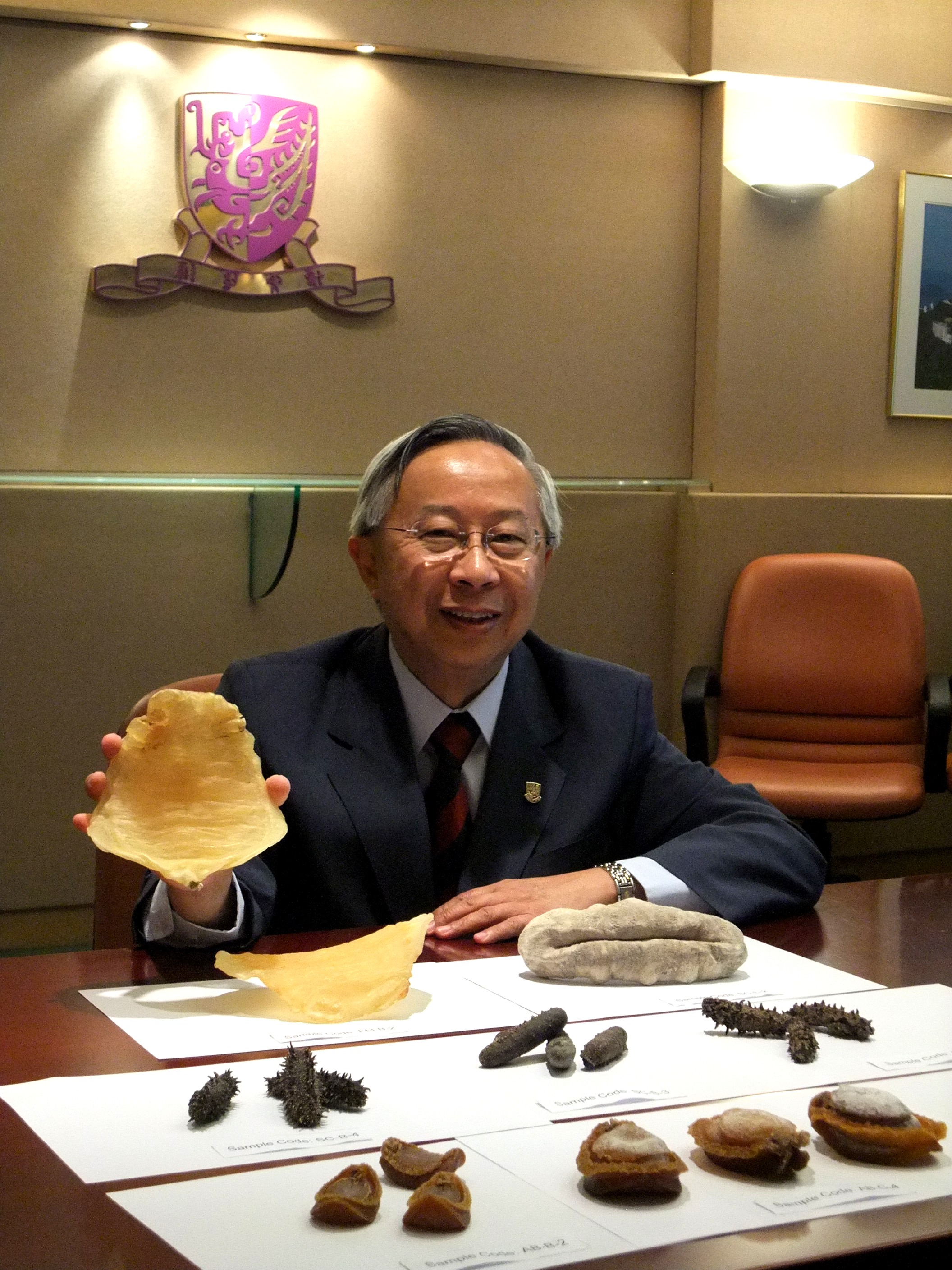 Prof. Kwan Hoi-shan, Director of the Food Research Centre, CUHK