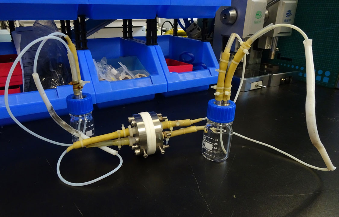 D 2016 CUHK Invents Asymmetric Supercapacitors and New Flow Batteries A Breakthrough in Storage and Transmission of Renewable Energy