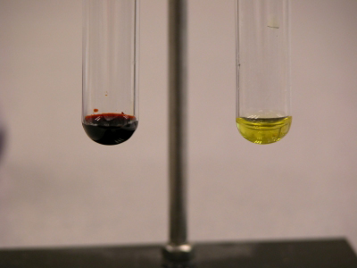 image: Fe3+ solution + KSCN and Fe3+(EDTA) solution + KSCN in the left and the right test tubes respectively 