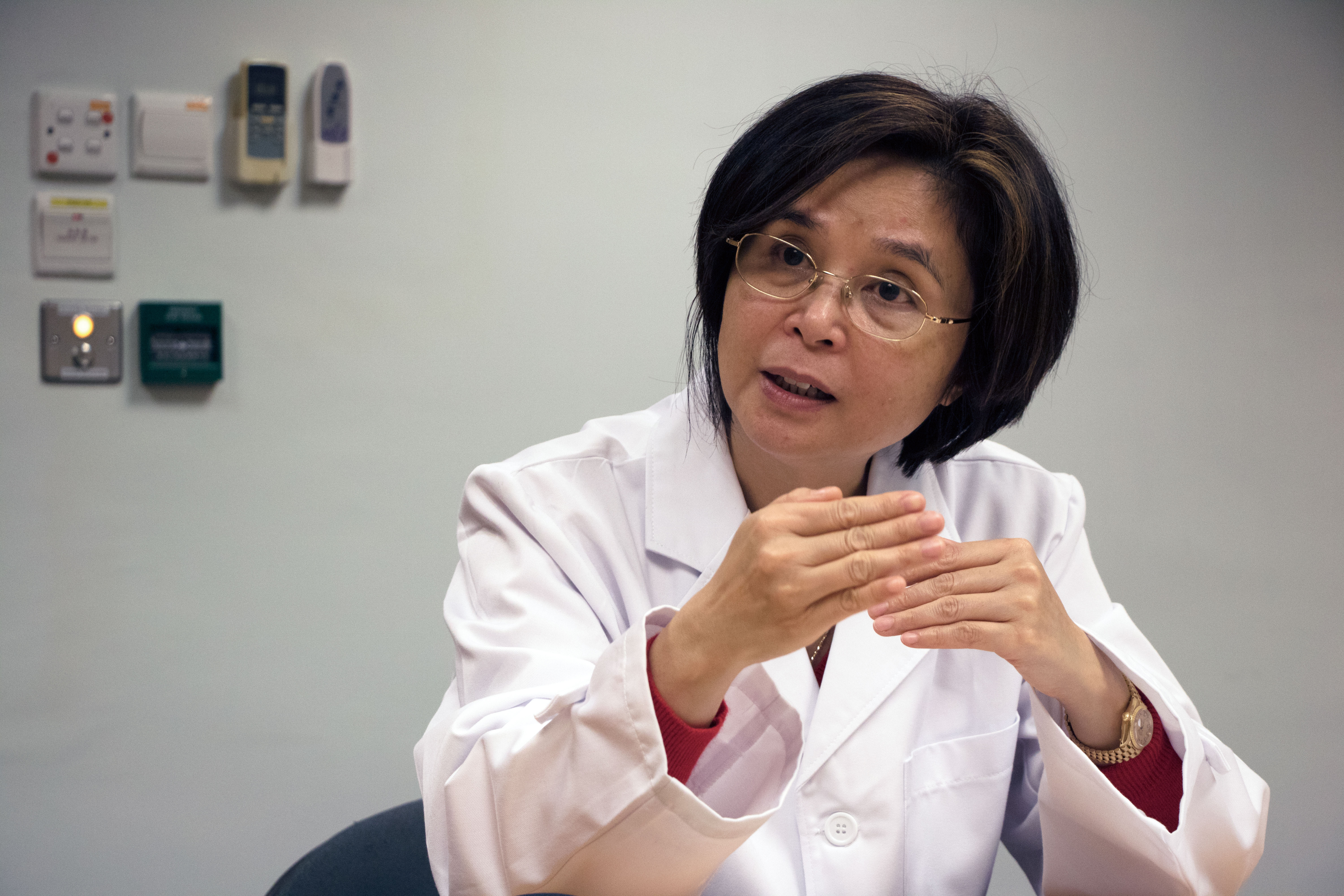 127_veterinarian_dr.cheng