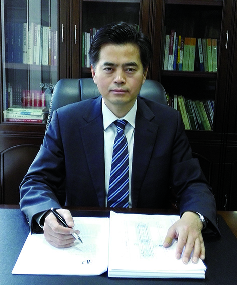 徐新明律師表示,版權方可從司法和行政兩方面維權,但行政機關執法能力有限,司法維權更有力。(受訪者提供)