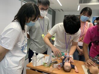 Students participating in the clinical experience session