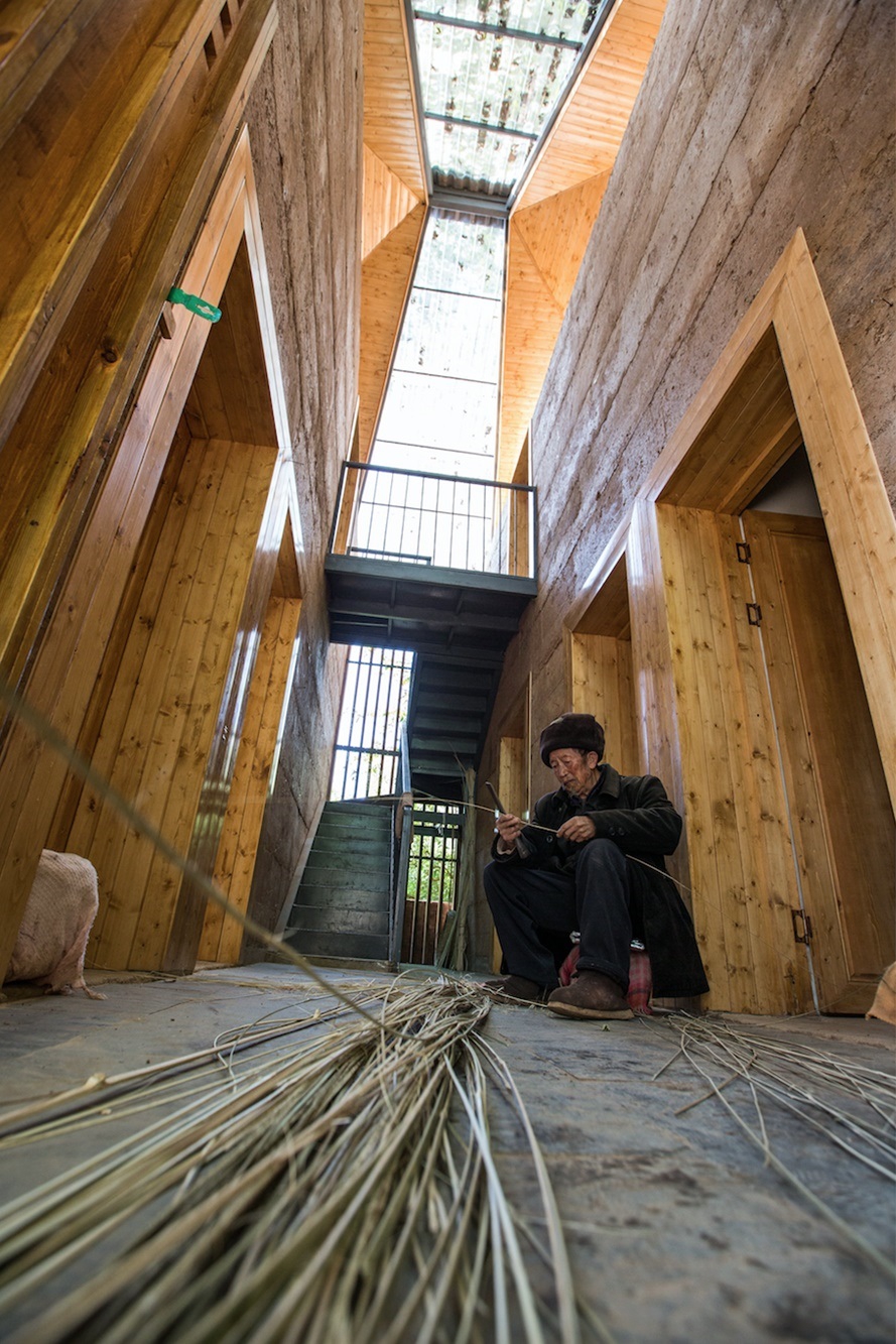 The Post-earthquake reconstruction demonstration project of Guangming Village designed and built by the One University One Village (1U1V) team.