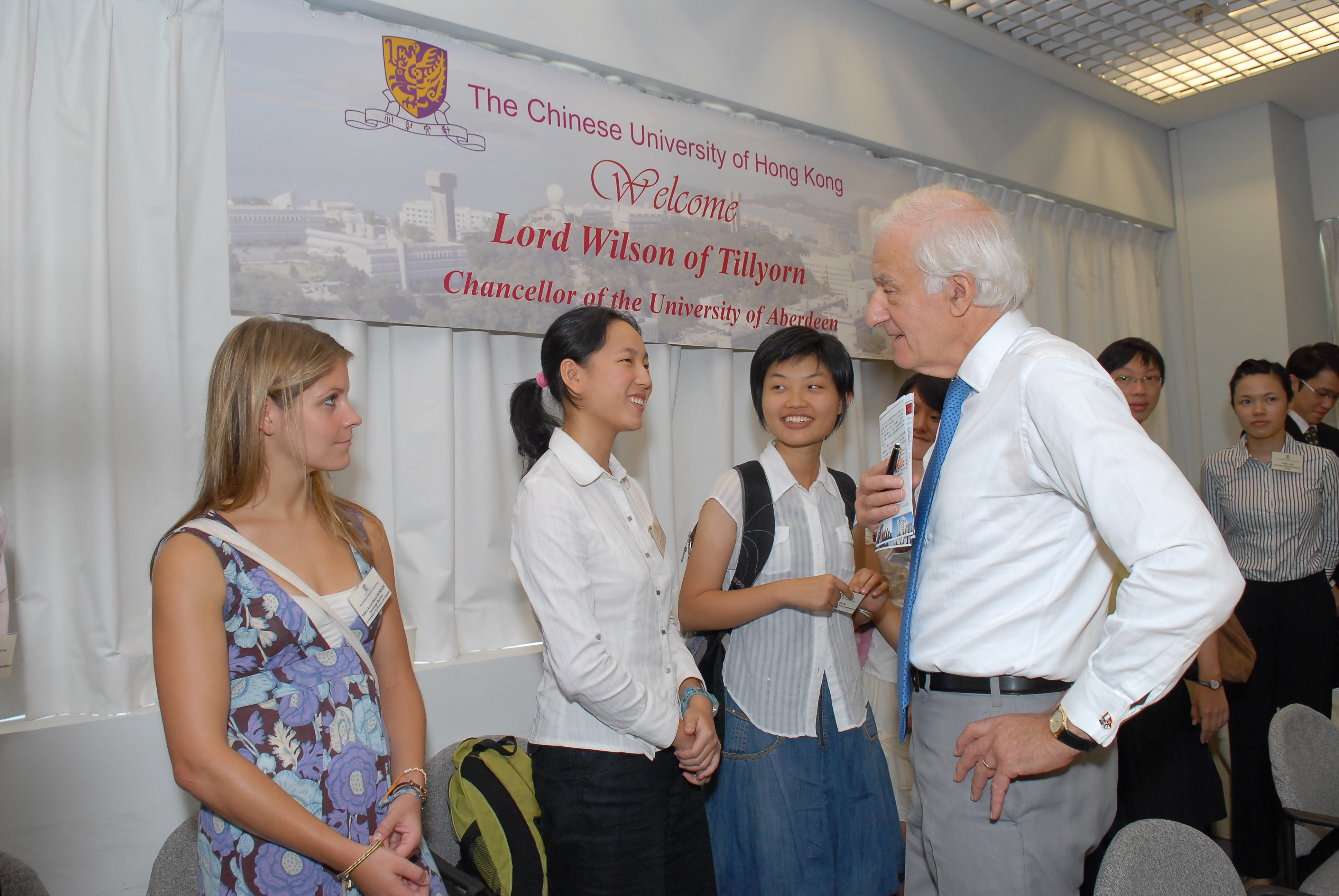 Lord Wilson had a candid chat with CUHK students.