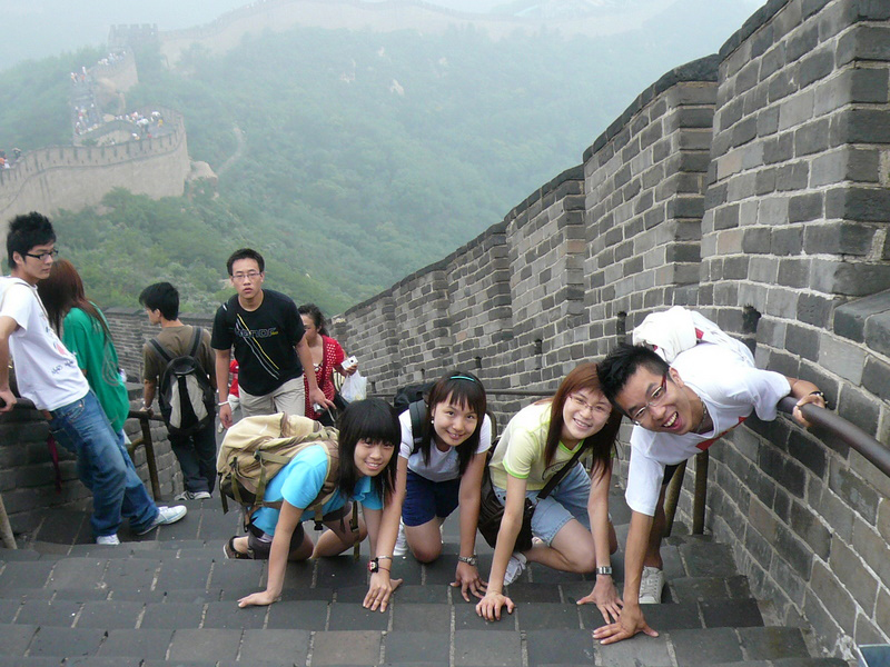 CUHK students practice what they have learnt in school and experience the rapid development of the Mainland China.