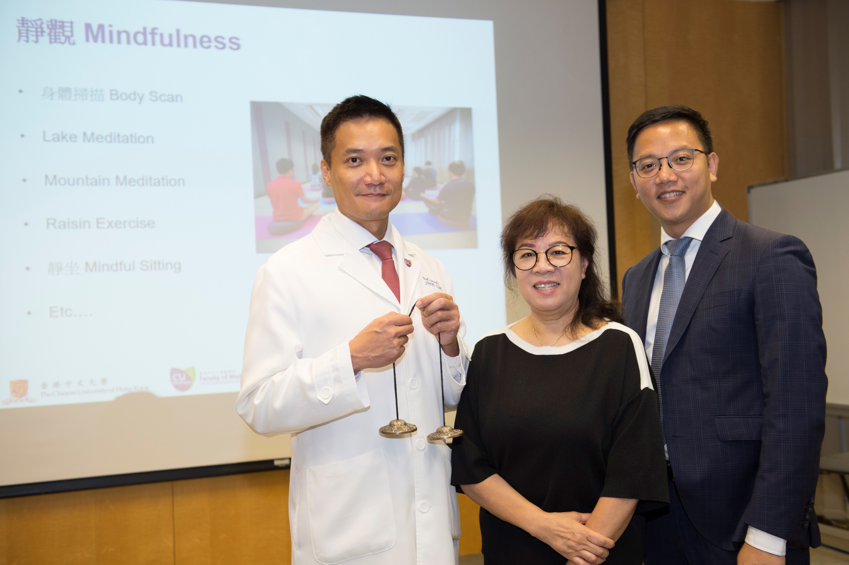 A research from the Faculty of Medicine at CUHK has suggested that behavioural activation with mindfulness could help prevent major depression with incidence rate reduced by half. (From left: Professor Samuel Yeung Shan WONG, from The Jockey Club School of Public Health and Primary Care, Faculty of Medicine, CUHK; Ms. FUNG, participant of the study; and Dr. Benjamin Hon-kei YIP, Assistant Professor of The Jockey Club School of Public Health and Primary Care, Faculty of Medicine, CUHK)