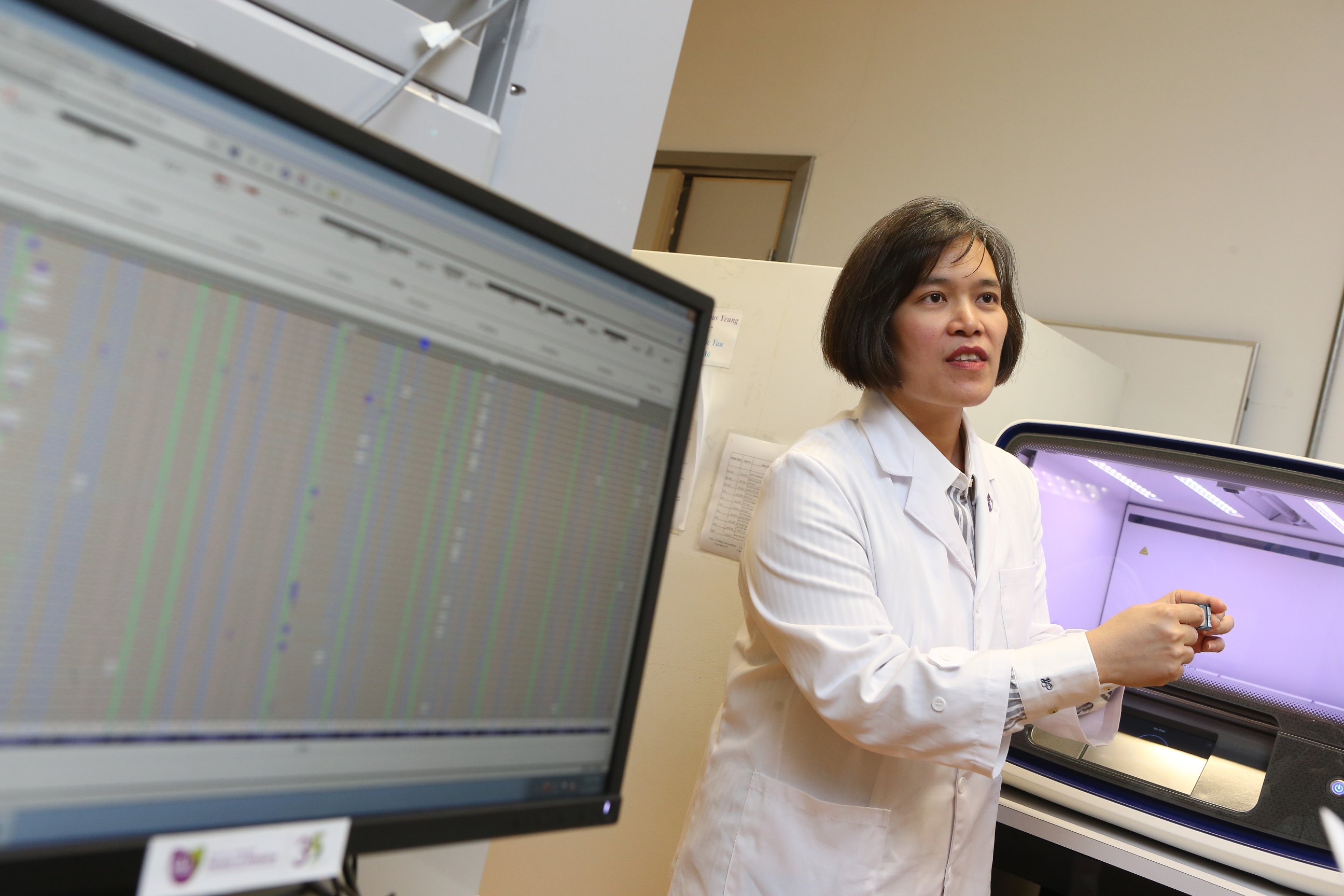 Professor LUI wants to promote the use of multi-gene pharmacogenomics analysis in Hong Kong ovarian cancer patients to help identify tumour DNA events that may guide precise drug choice quickly.