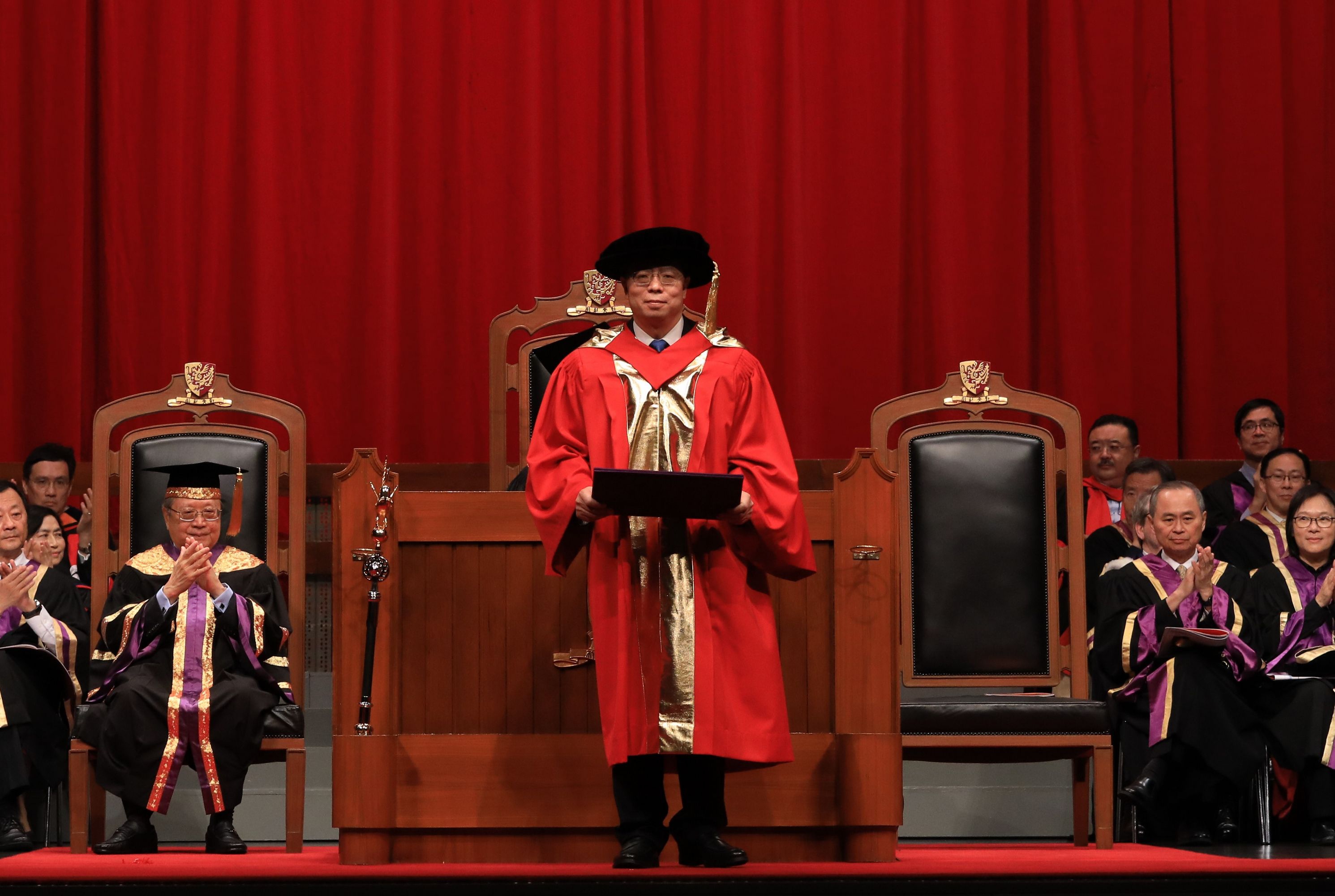 Professor Qiu Yong receives the degree of Doctor of Science, honoris causa