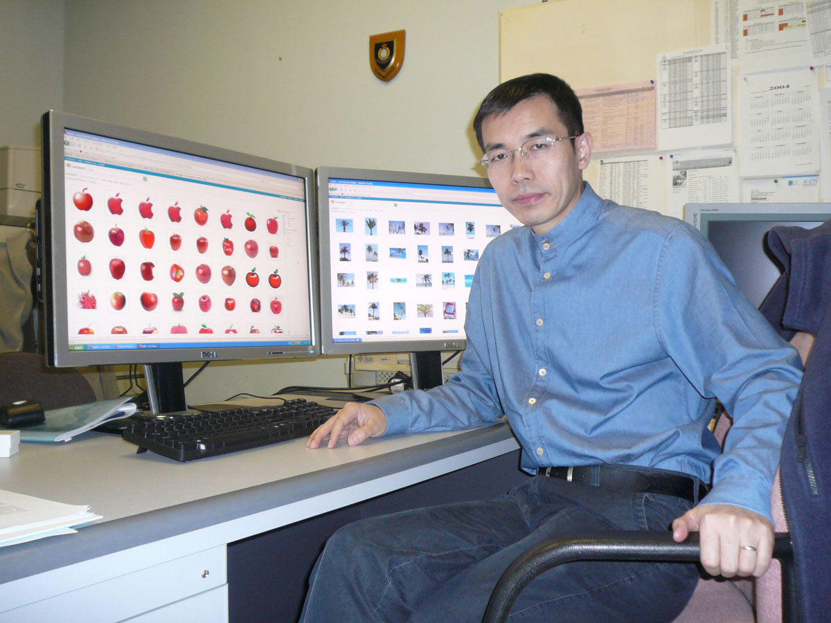 Prof. Tang Xiao-ou’s pattern recognition technique can search similar images by rapidly comparing colours, shapes and faces in pictures