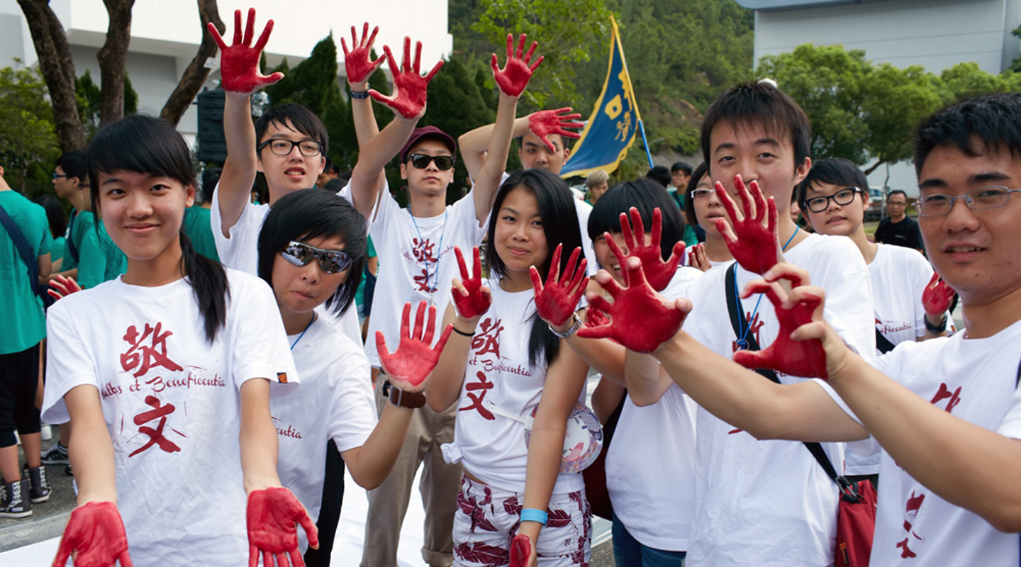 Carissa <em>(centre)</em> participating the College’s Orientation Camp activities