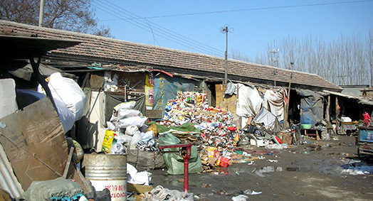 <em>A scavengers’ site at Shuileng village in Beijing</em>