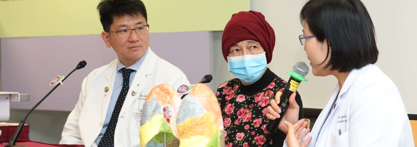 (Middle) Ms. Chan (pseudonym), a patient who had received BMA for the treatment of lung cancer, says that she was able to go out for lunch with her family three days after the treatment. No complications have been observed so far.