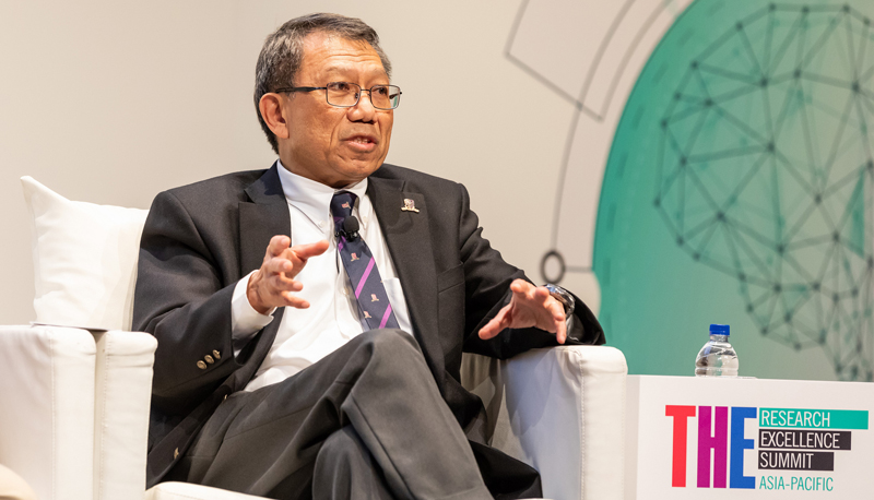 Prof. Rocky S. Tuan speaks in the session ‘What’s Killing Us? The Age of Resistant Diseases’ at the THE Research Excellence Summit: Asia-Pacific.