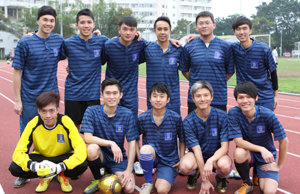 Photo of Mr. Astley Chu with students