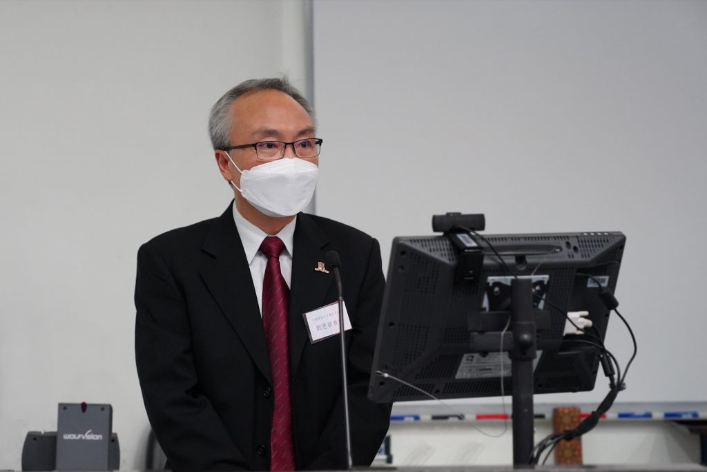 Professor Sze Wing TANG, Chair of the Department of Chinese Language and Literature, CUHK delivers a speech at the award ceremony.