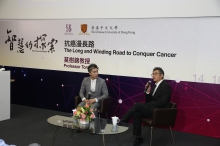 Professor Mok has a fruitful discussion with the moderator Vincent Tsui (left, an alumnus of CUHK)