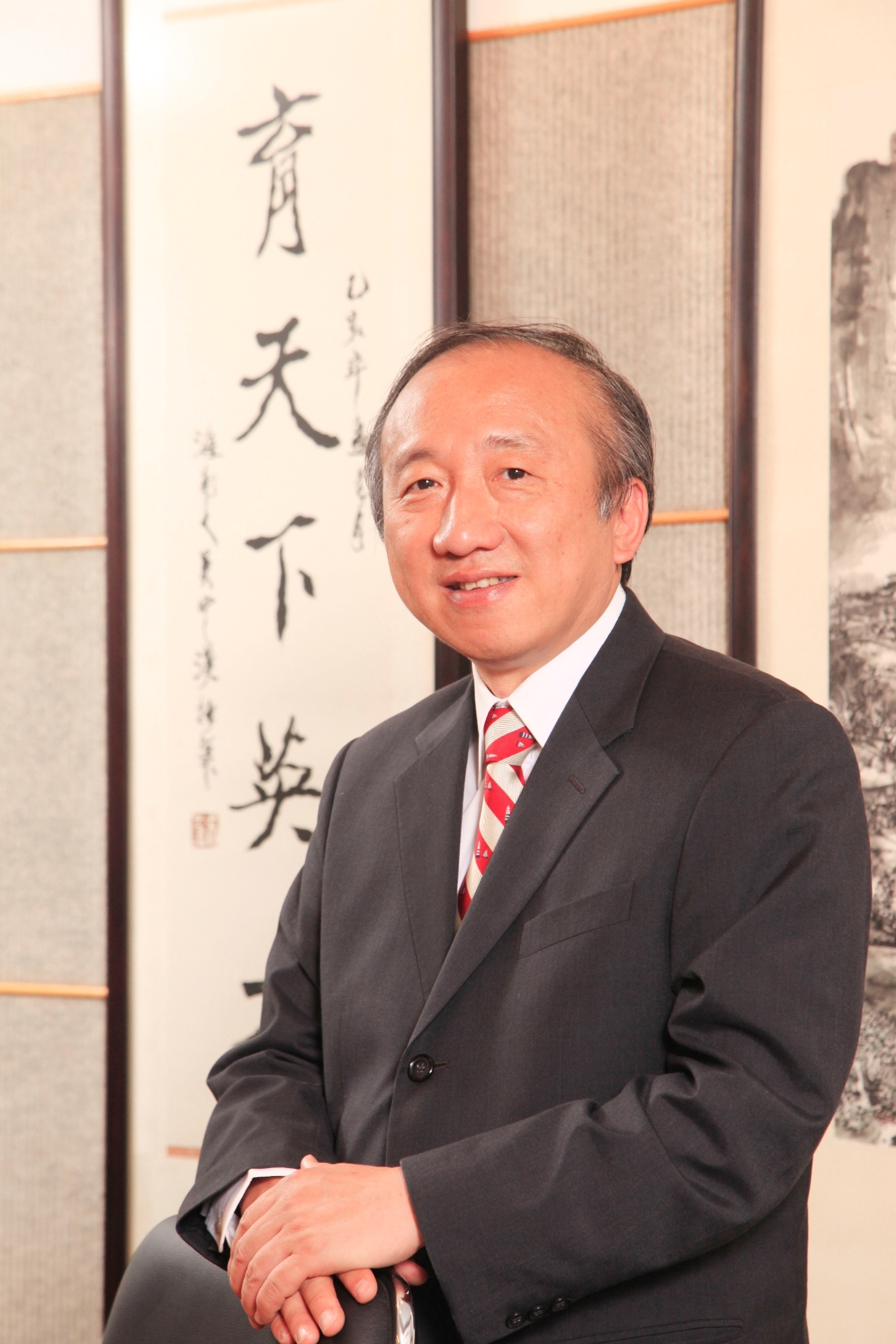 Prof. Hau Kit-tai