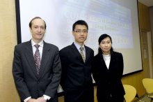 (From left) Prof. Lawrence Baum, Assistant Professor, Department of Medicine and Therapeutics, CUHK; Prof. Patrick Kwan, Honorary Clinical Associate Professor, Department of Medicine and Therapeutics, CUHK; and Prof. Margaret Ng, Professor, Department of Anatomical and Cellular Pathology, CUHK