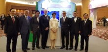 (From left) Mr Victor Lam, Chairman of Steering Committee, Hong Kong ICT Awards 2019 and Government Chief Information Officer; The Hon Nicholas W Yang, Secretary for Innovation and Technology; Dr. Jerrel Leung, Chief Architect, ubiZense; Professor Cheung Waiman, Director of AISCL, Director of Center of Cyber Logistics, Executive Director of The Asia-Pacific Institute of Business and Professor of the Department of Decision Sciences and Managerial Economics, CUHK; The Hon Mrs Carrie Lam Cheng Yuet-ngor, the Chief Executive; Mr. Steven Yiu, Deputy Director, Service Delivery of Hong Kong Airport Authority; Professor Rocky S. Tuan, Vice-Chancellor and President, CUHK; and Dr. David Chung, JP, Under Secretary for Innovation and Technology.