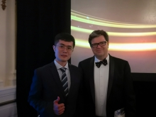 Mr. Gengjie Chen (left), a PhD student at the Department of Computer Science and Engineering of CUHK, and Prof. Yann LeCun (right), pioneer of deep learning and 2018 Turing Award Laureate, attended the annual ACM Awards Banquet