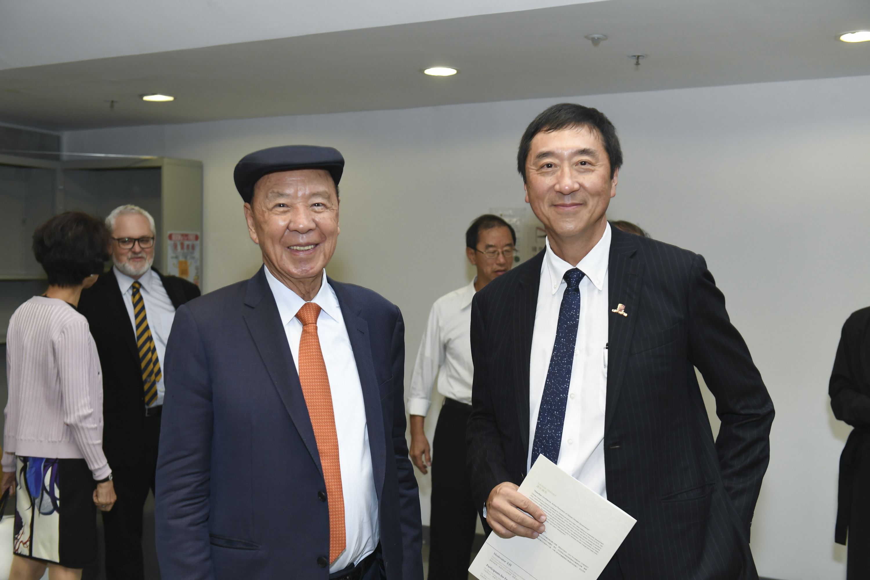 Dr. Lui Che Woo, Founder, LUI Che Woo Prize – Prize for World Civilisation and Prof. Joseph Sung, Vice-Chancellor and President, The Chinese University of Hong Kong.