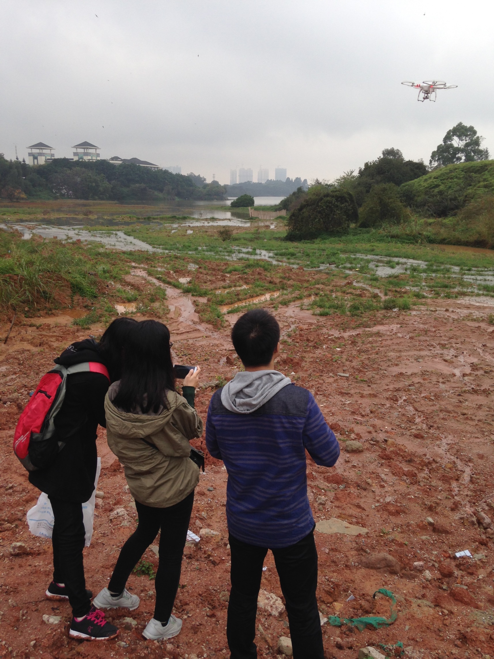 Field data collection by a UAV system.