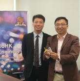 Prof. Zhang (right) and Dr. Yan Xiaohui (left) develop multi-functional biohybrid microbot using spirulina algae