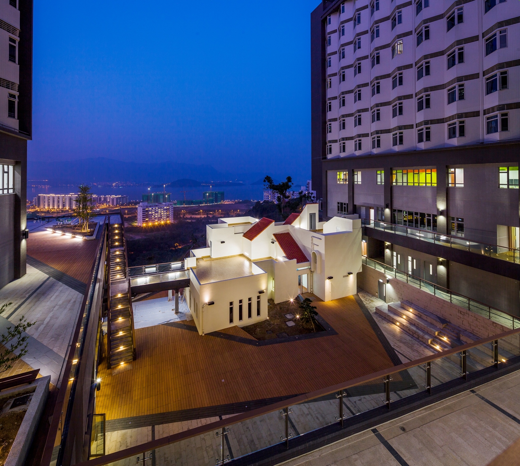 Central Courtyard & Podium