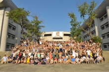 Professor Lawrence J. Lau and this year’s overseas exchange students