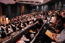 Over 500 guests attend the lecture